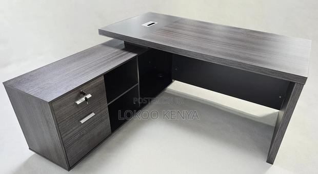Office Desk : Wooden 160cm Executive Table - thumbnail 3
