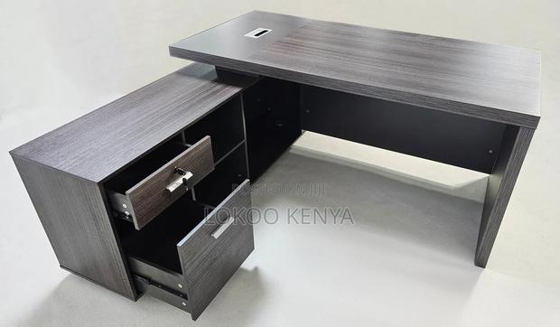 Office Desk : Wooden 160cm Executive Table - thumbnail 4