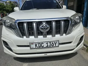 Toyota Land Cruiser Prado 2016 White