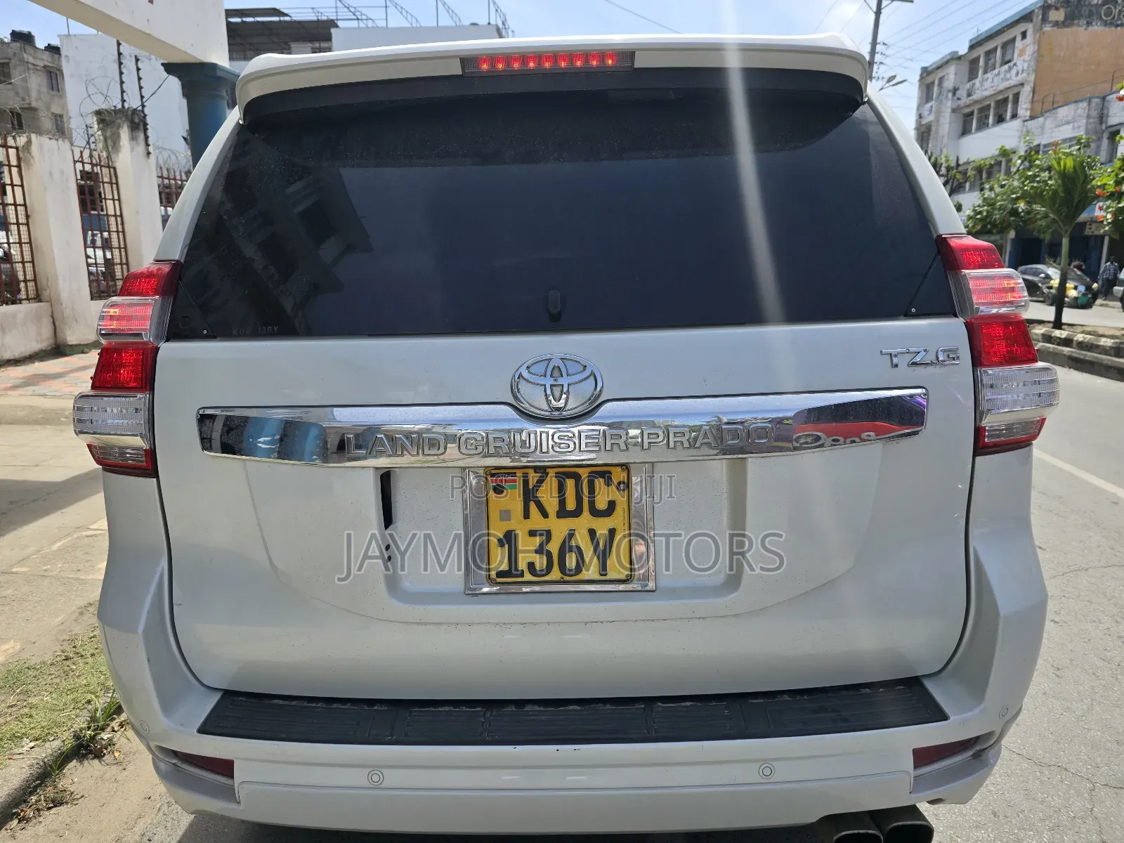 Toyota Land Cruiser Prado 2016 White