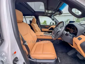 Lexus LX 600 2023 Pearl