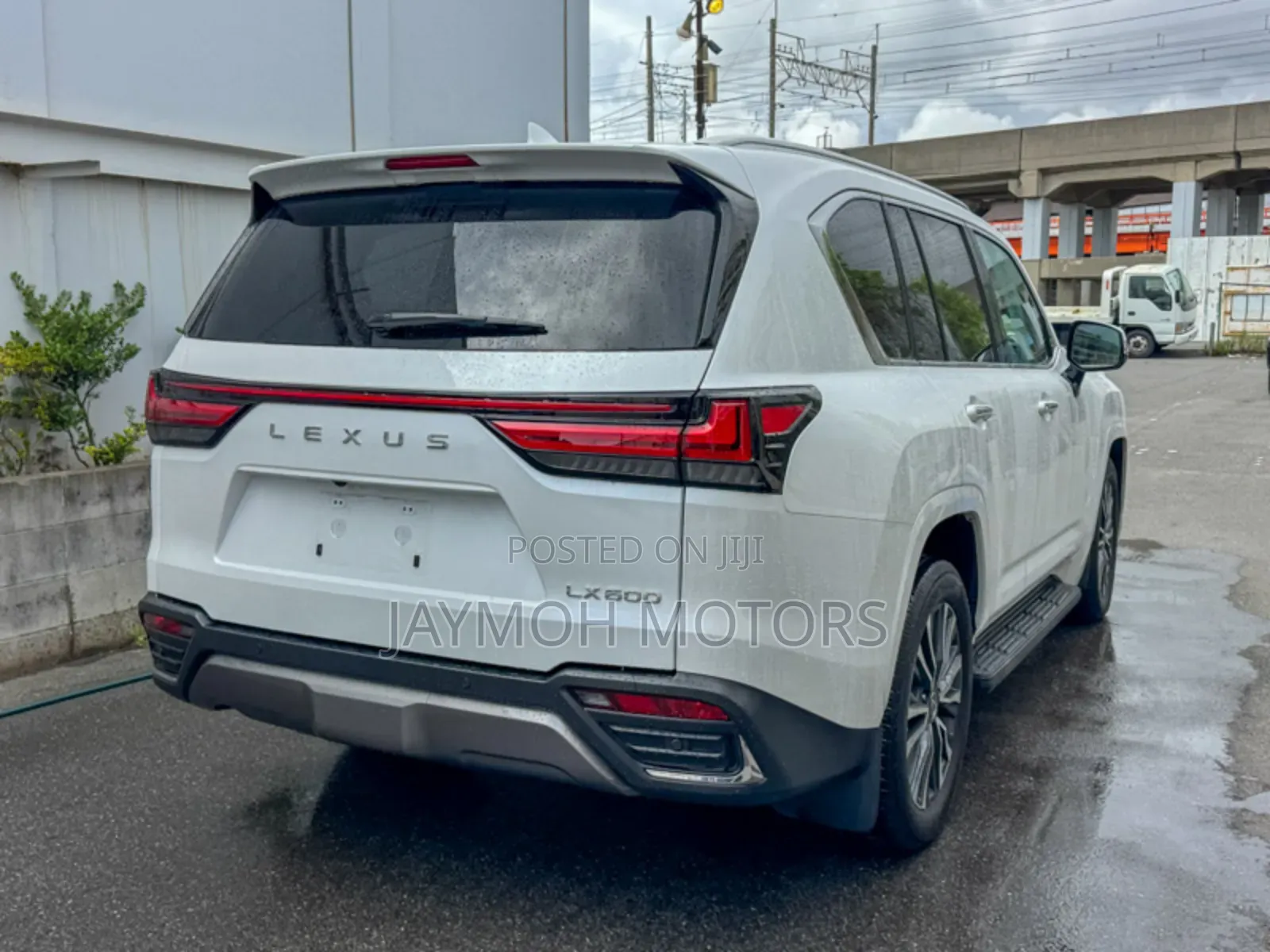 Lexus LX 600 2023 Pearl