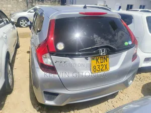 Honda Fit 2016 Silver
