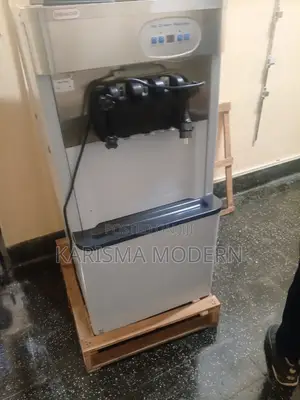 Ice Cream Machine Stand Alone