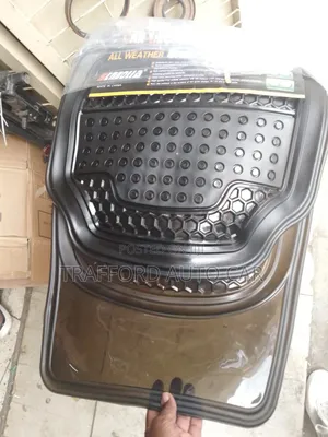 5 Seater Clear Black Floor Matt