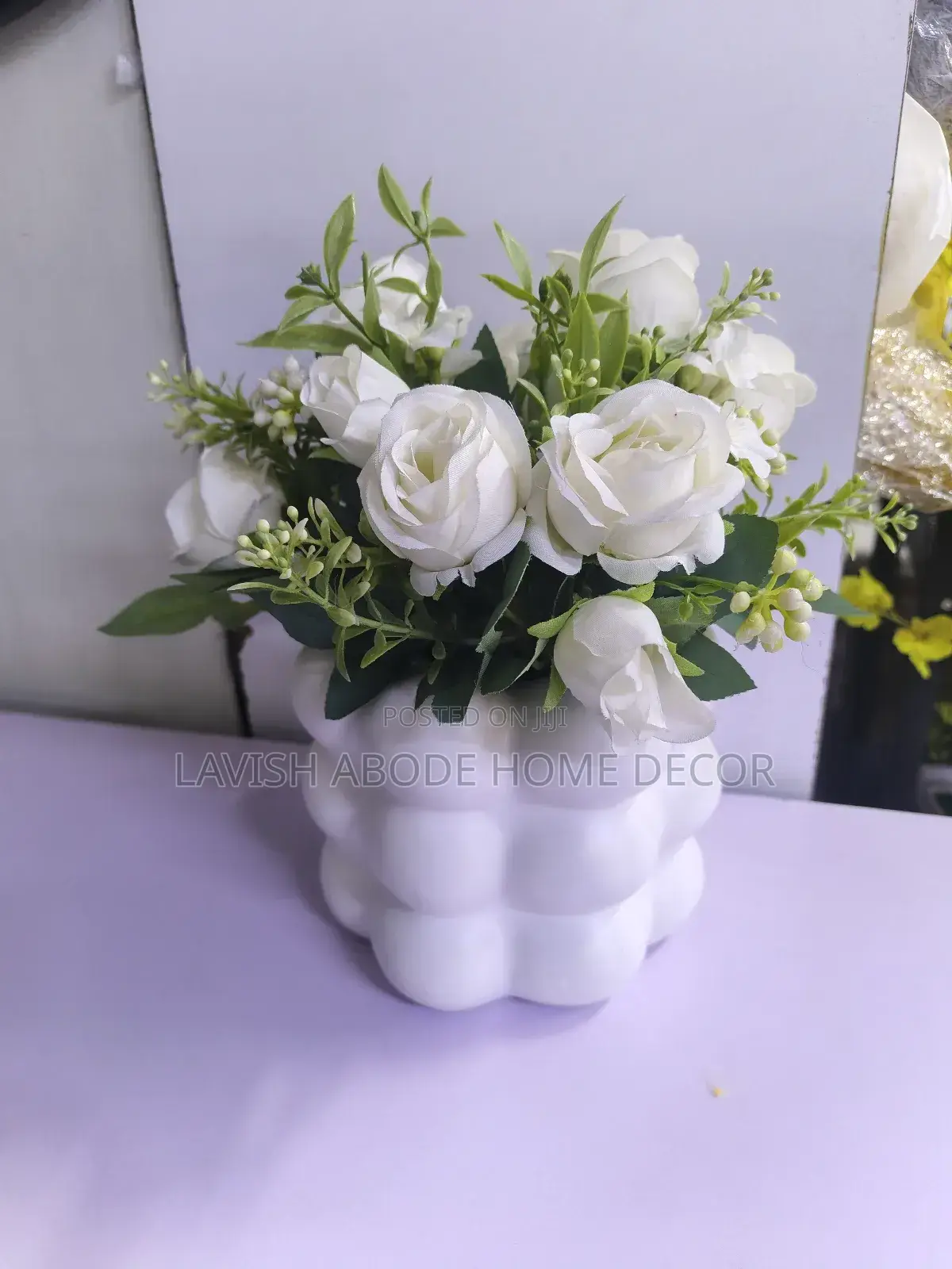 Bubble White Ceramic Flower Vase /Flowers