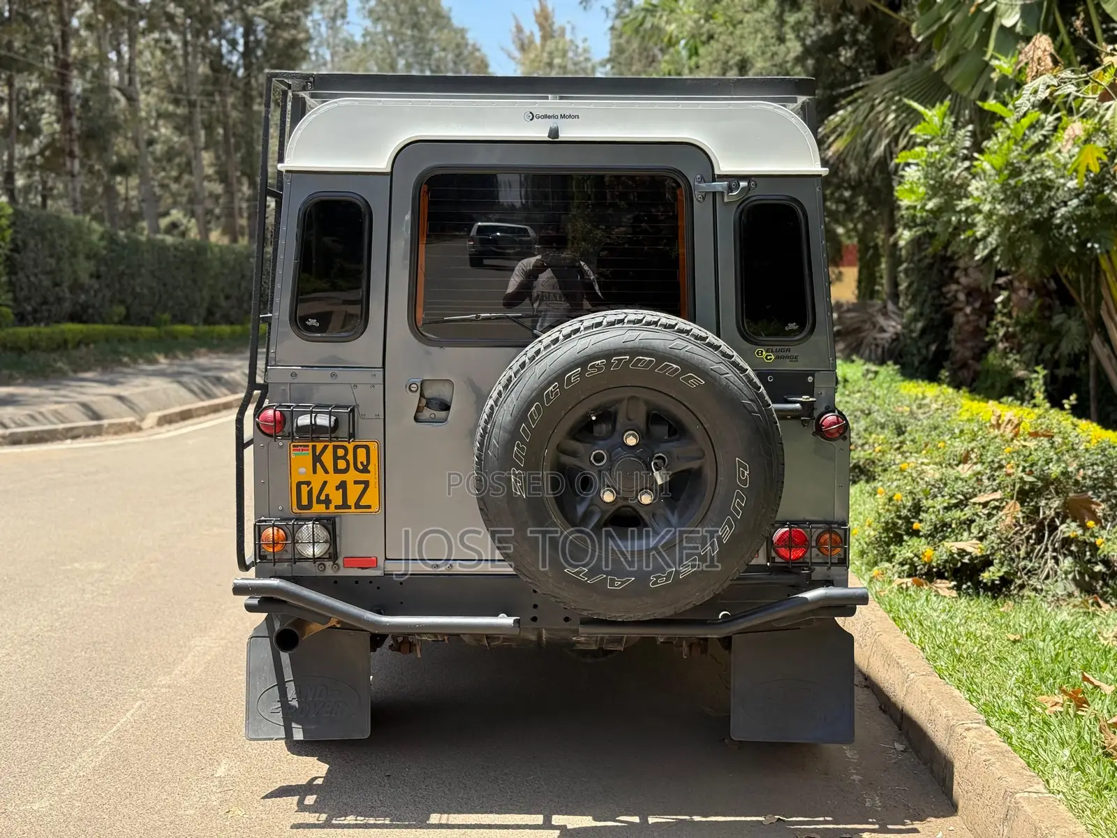 Land Rover Defender Puma 110 2.4 TD 2011 Gray