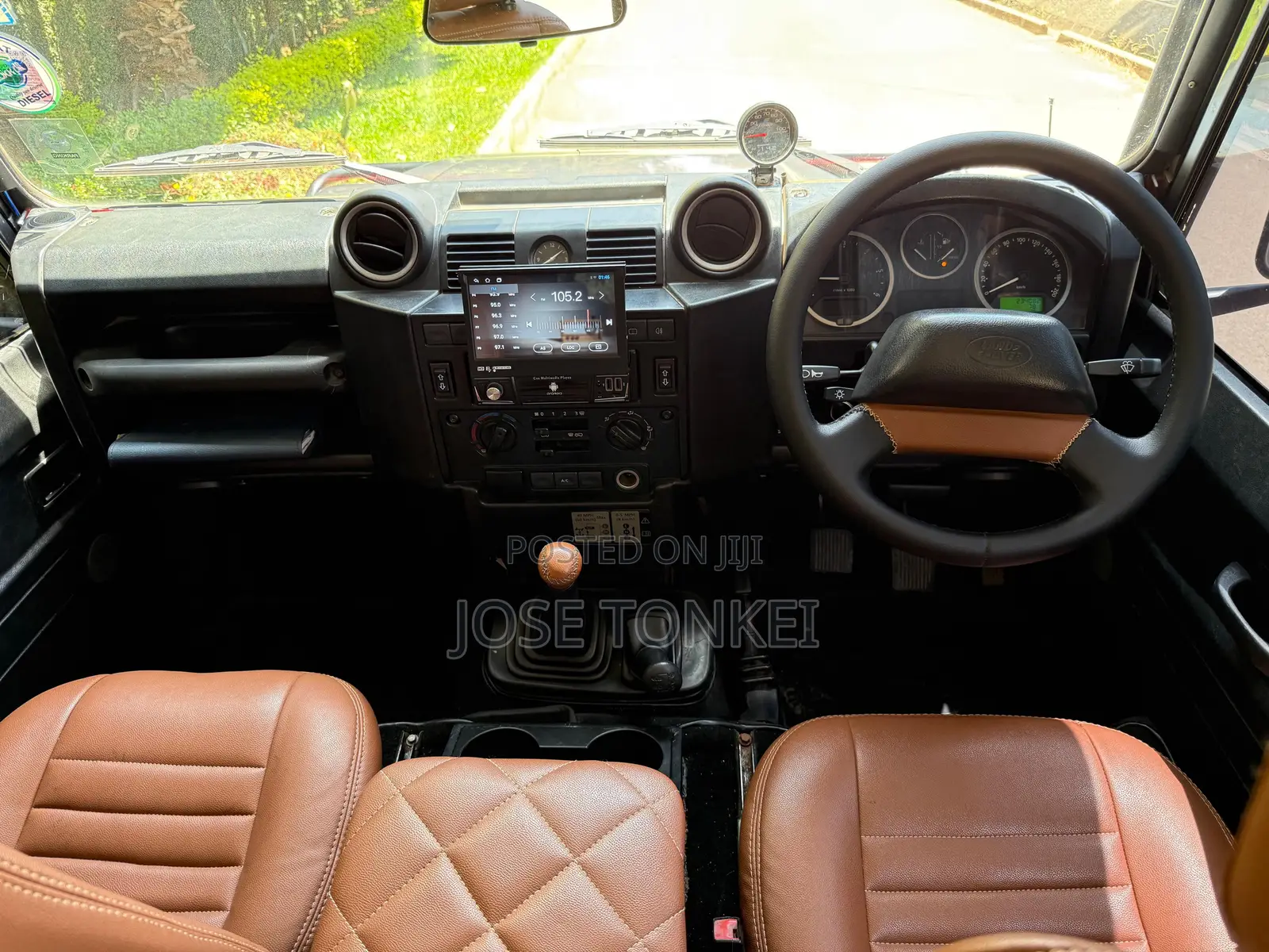 Land Rover Defender Puma 110 2.4 TD 2011 Gray