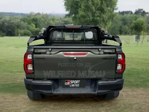 Toyota Hilux Revo Double Cab Deisel 2.8 AWD 2019 Green