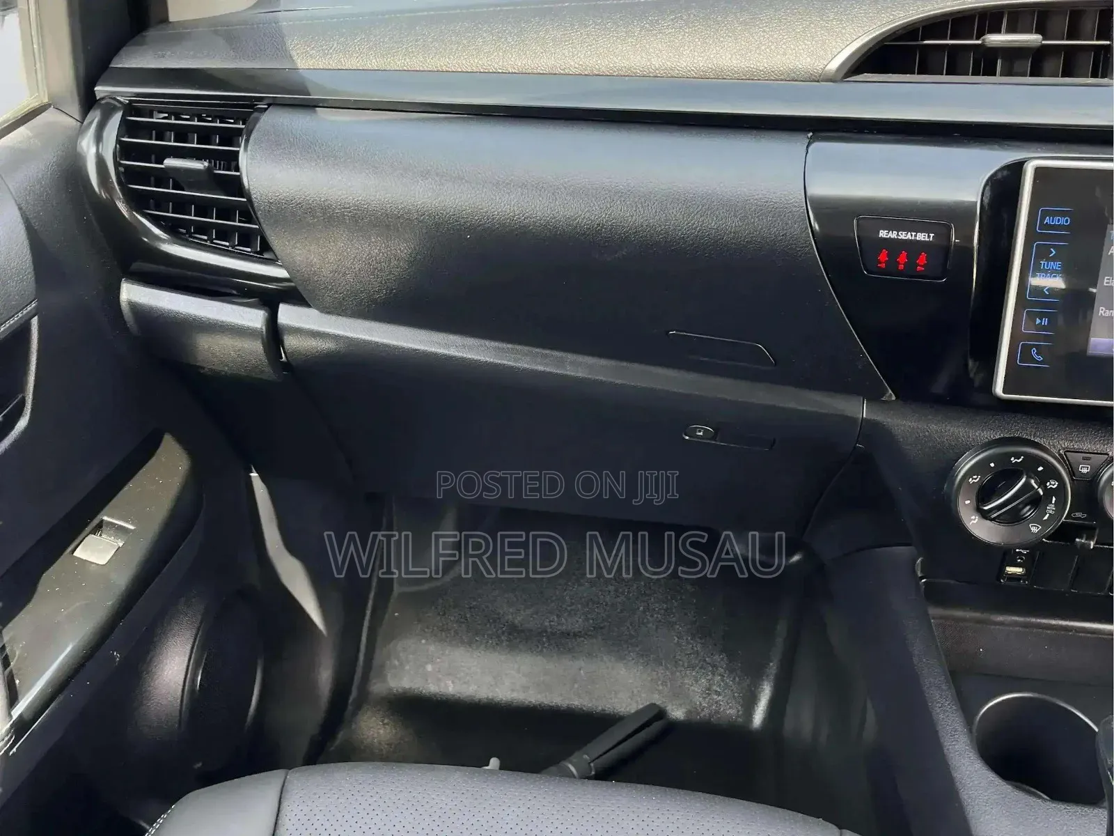 Toyota Hilux Revo Double Cab Deisel 2.8 AWD 2019 Green