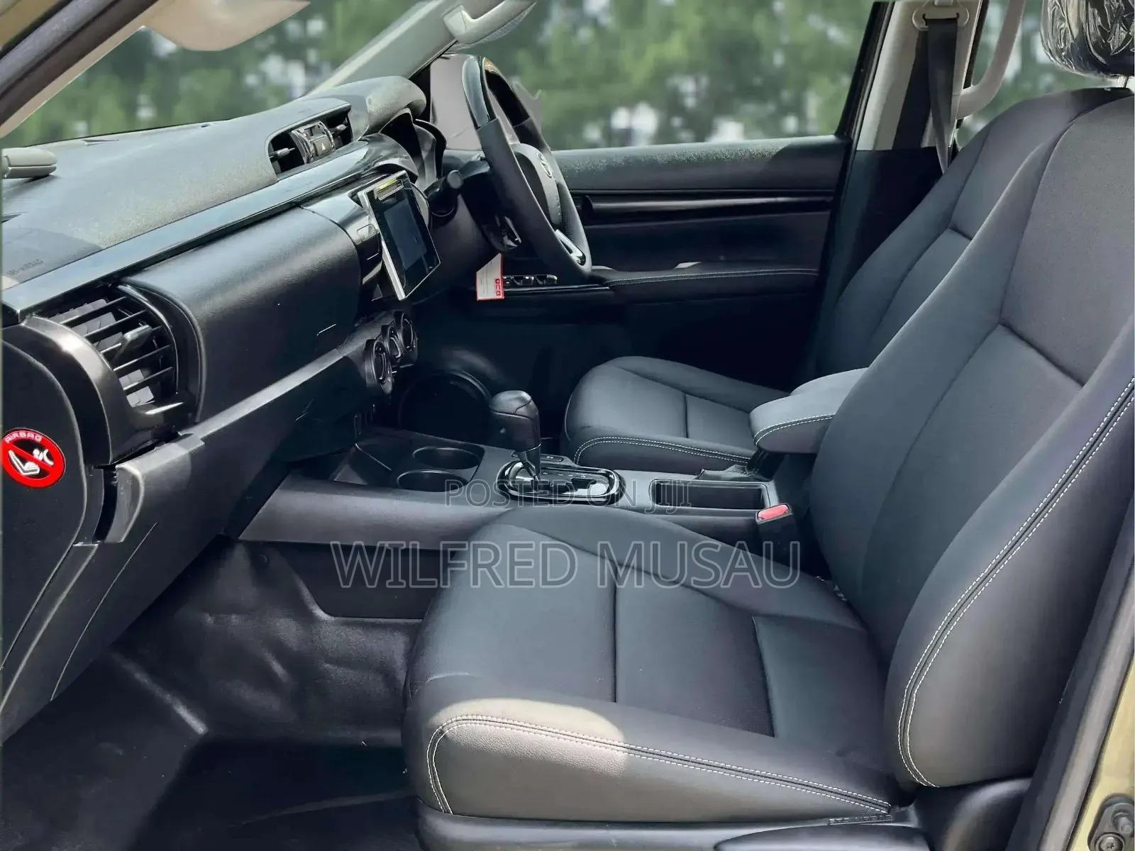 Toyota Hilux Revo Double Cab Deisel 2.8 AWD 2019 Green