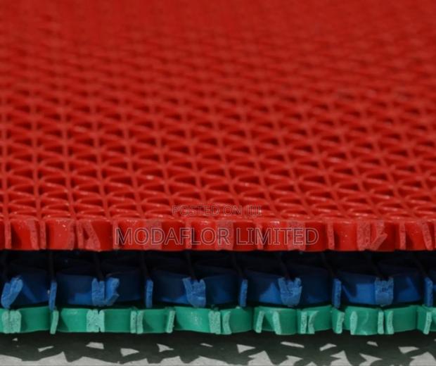 Comfortable Antislip S Mat for Bedrooms and Living Rooms - main view