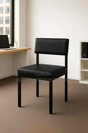 Sleek Comfort for Any Office Space Seat