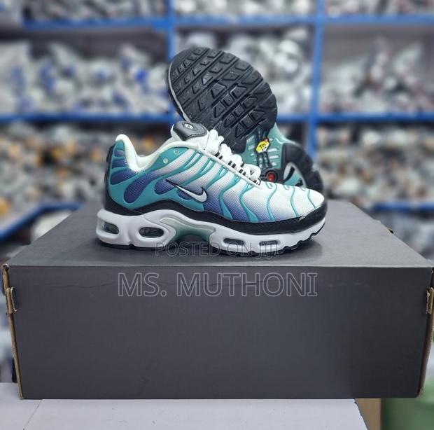 Kids Air Max Tuned Air Plus Sizes 30-35 - thumbnail 4