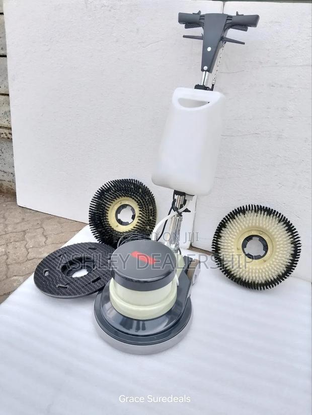 Floor Scrubber - thumbnail 3