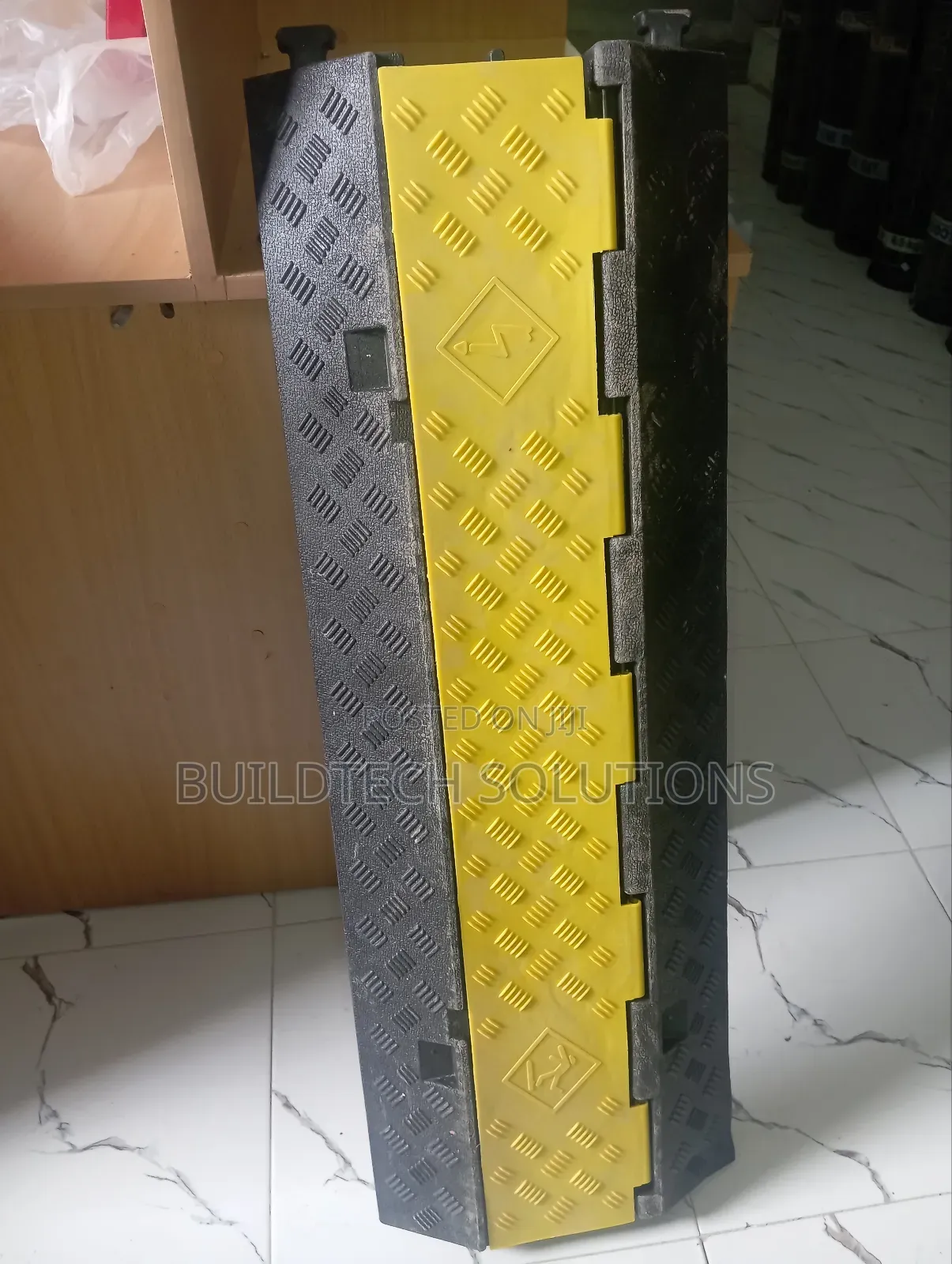 2. Channel Rubber Cable Protector/Guard Track