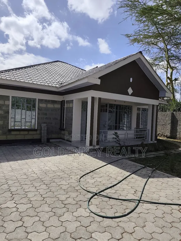 4bdrm Bungalow in Kitengela for sale