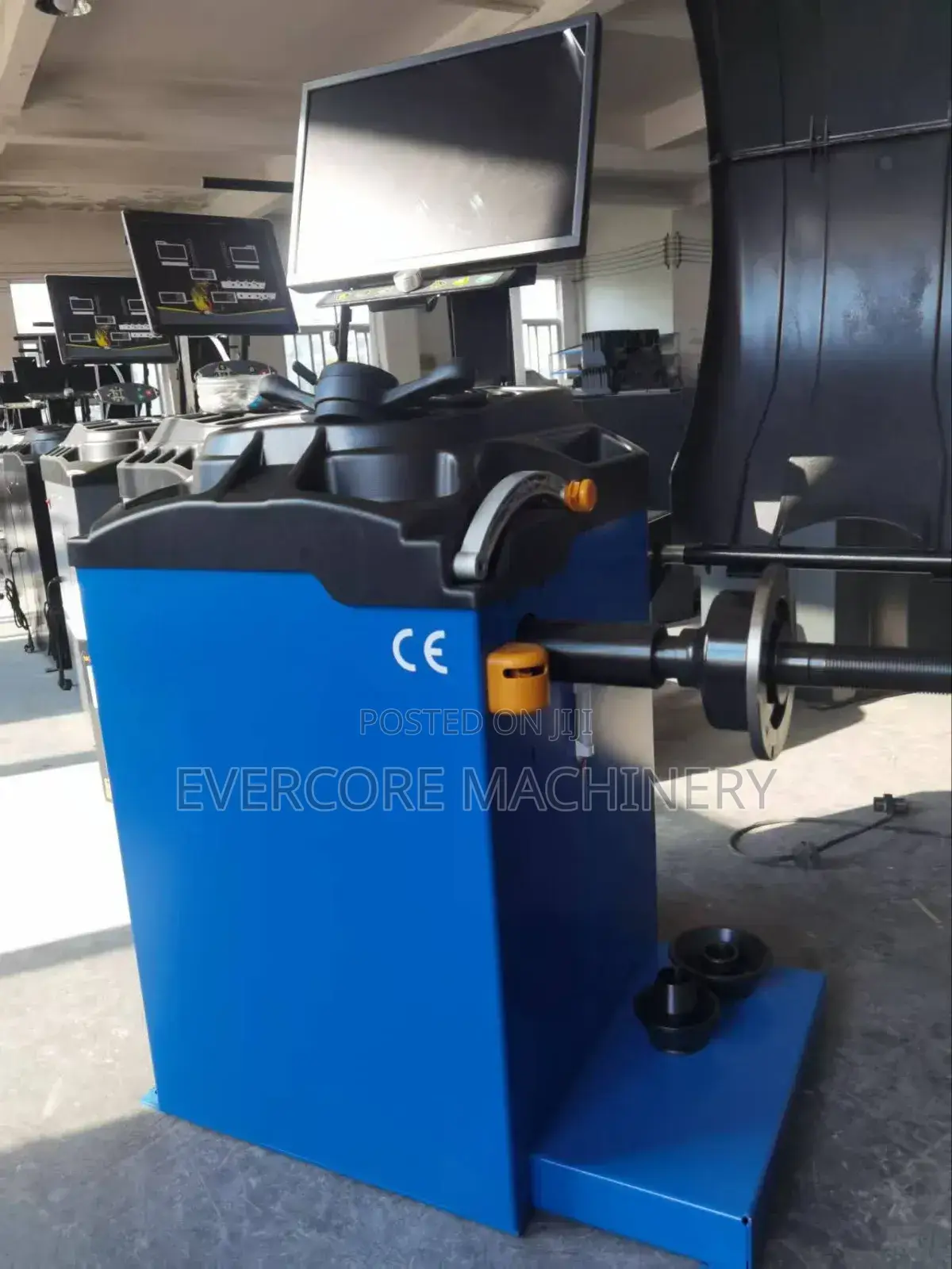 Heavy Duty Wheel Balancer Machine Commercial Electric Powered