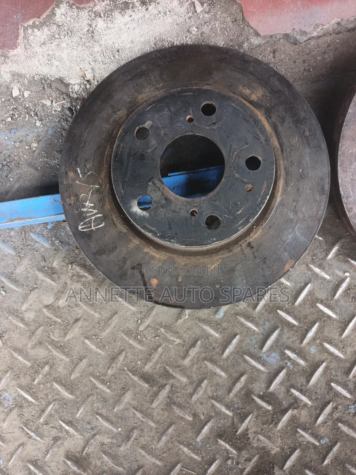 Toyota Voxy 2010 Front Disk