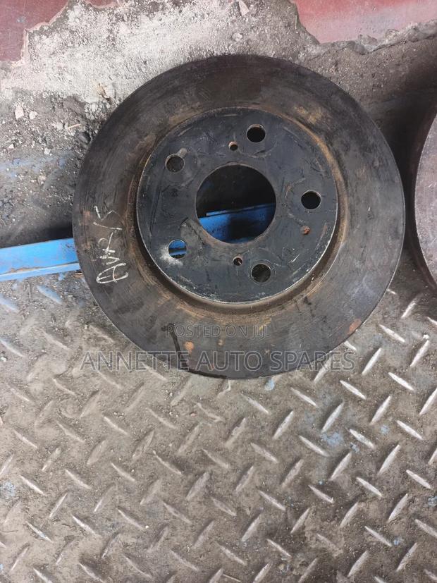 Toyota Voxy 2010 Front Disk