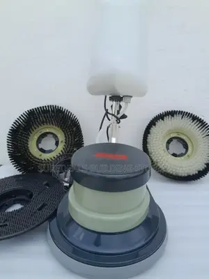 Floor Scrabber With 3 Brushes