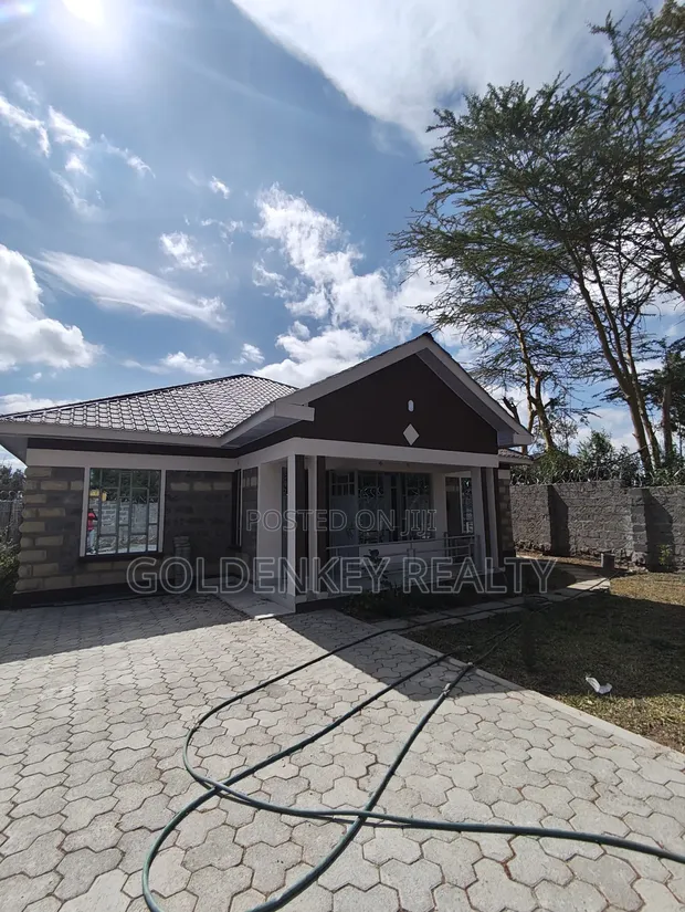 4bdrm Bungalow in Kitengela for sale