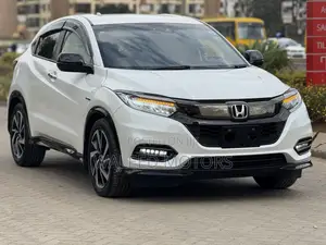 Honda Vezel 1.5 Hybrid 2WD 2018 Pearl