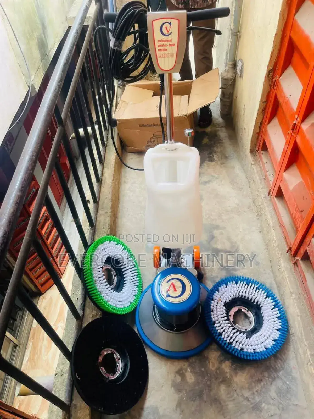 Heavy Commercial Flooor/Carpet Scrubbing Machine Offer!!