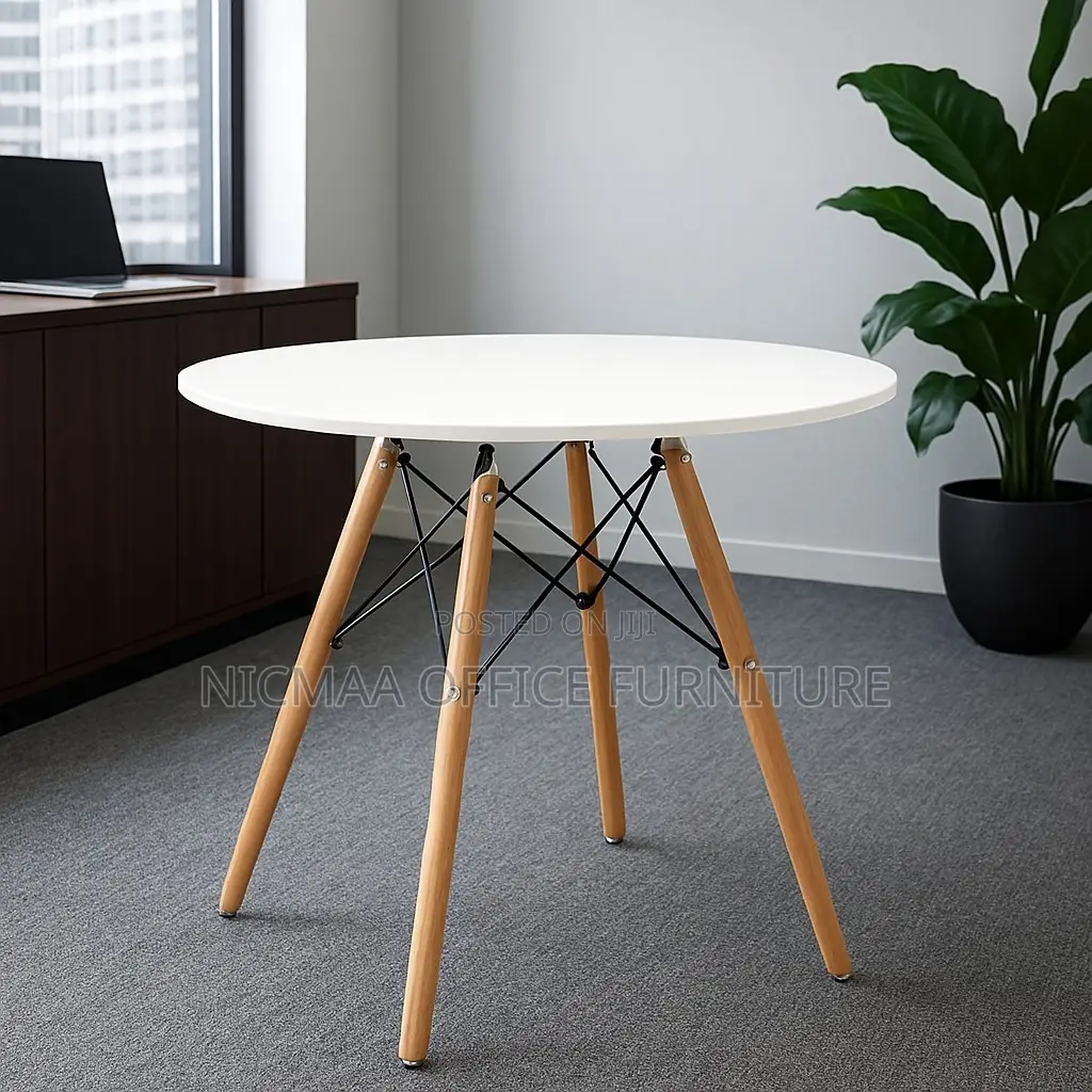 Contemporary Round Meeting Eames Table
