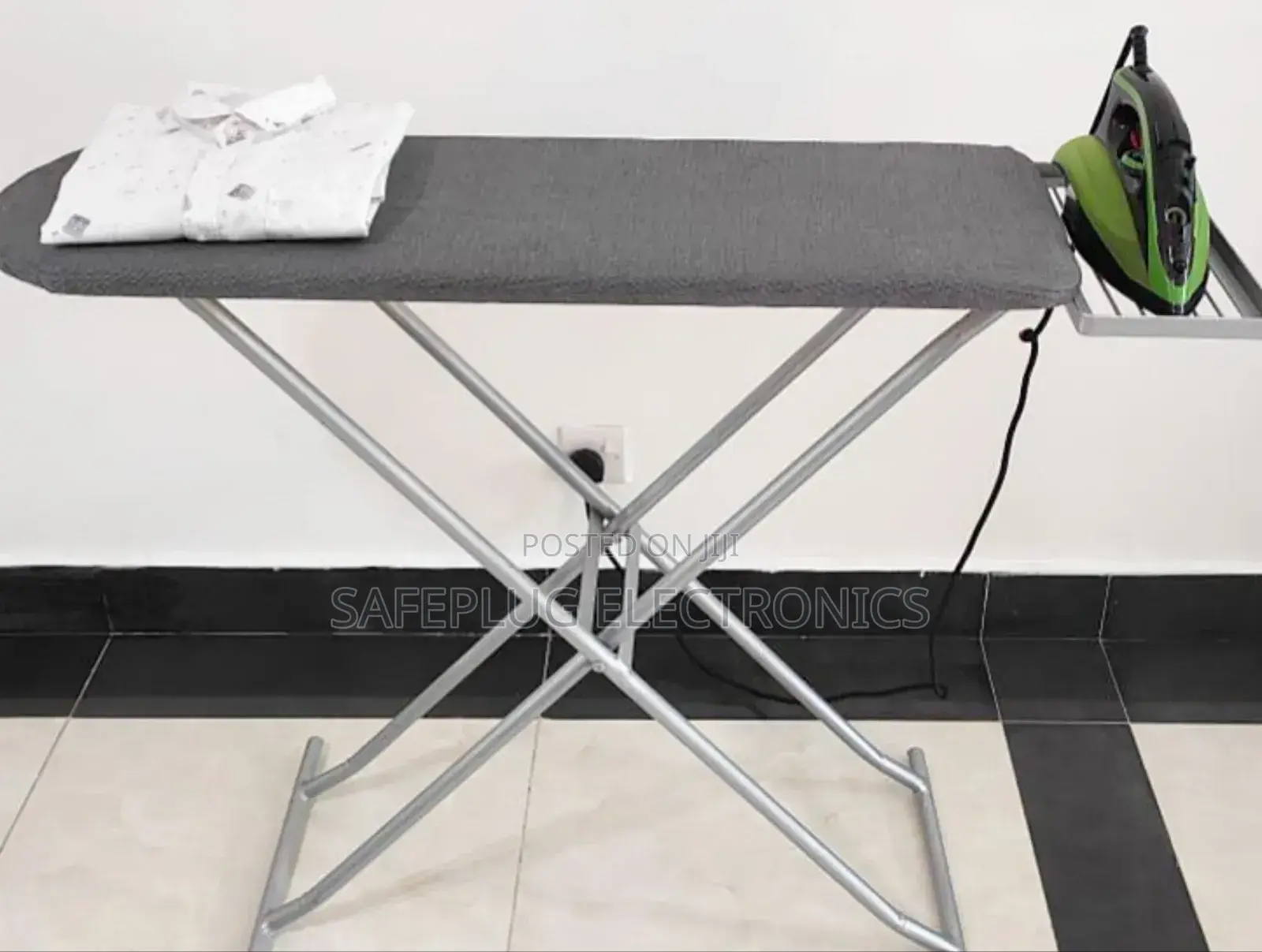Sturdy and Durable Metallic Ironing Board With Rest Arm
