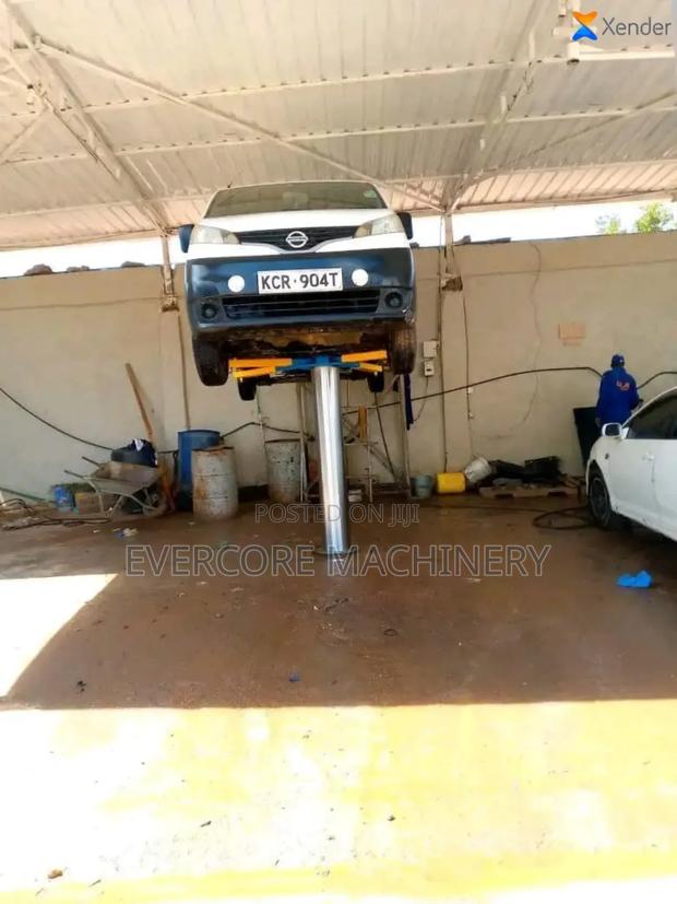Single Post Underwash Carlift Machine Commercial - thumbnail 2