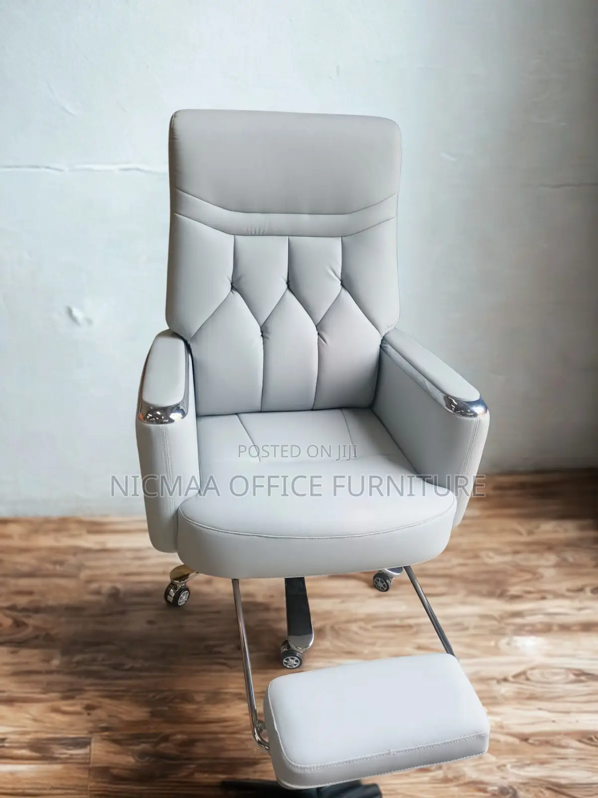 Modern Executive Recliner Office Chair