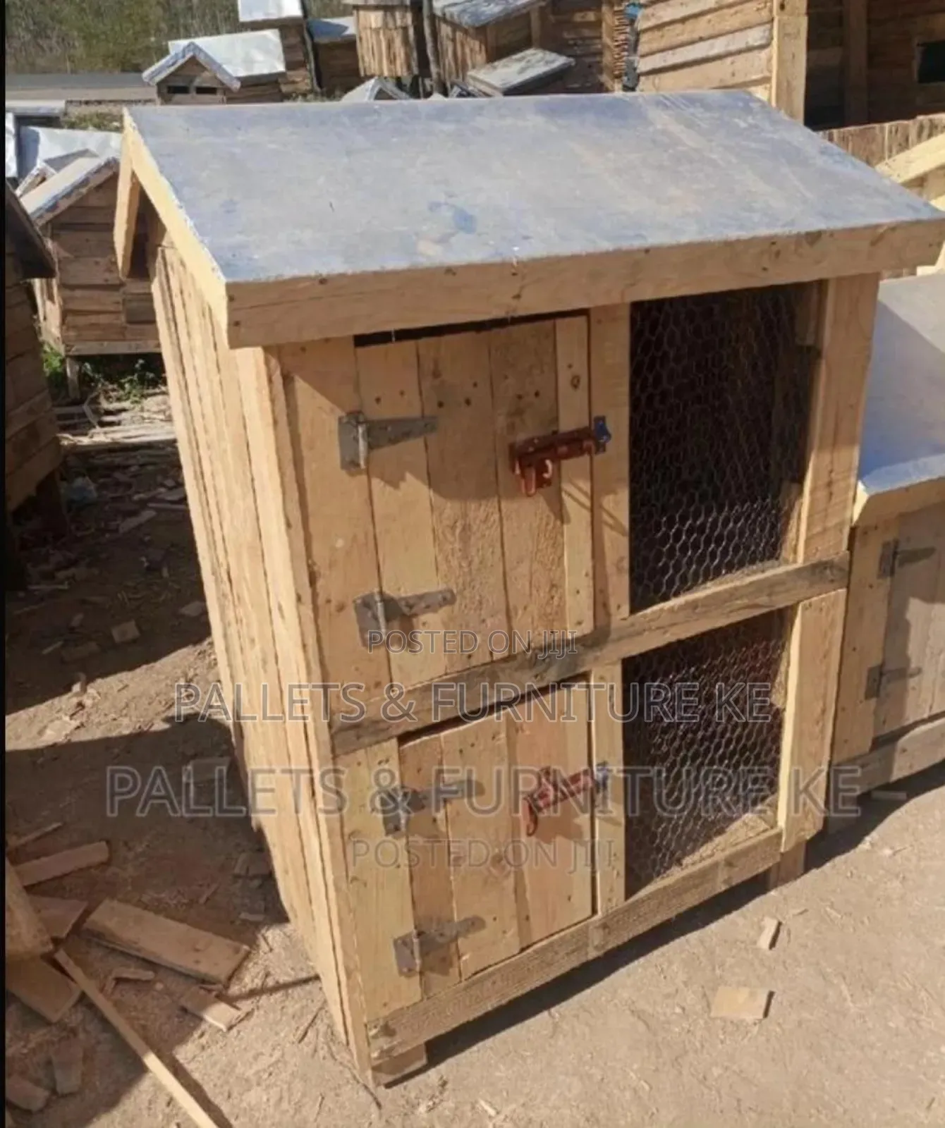 Cozy/Chicken Cage