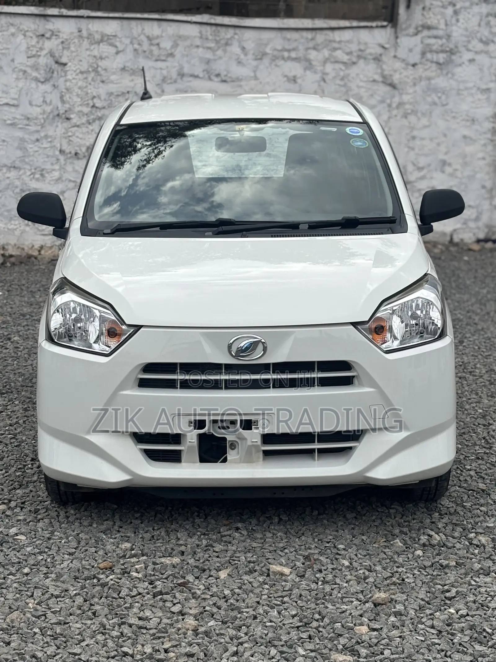 Daihatsu Mira 2018 White