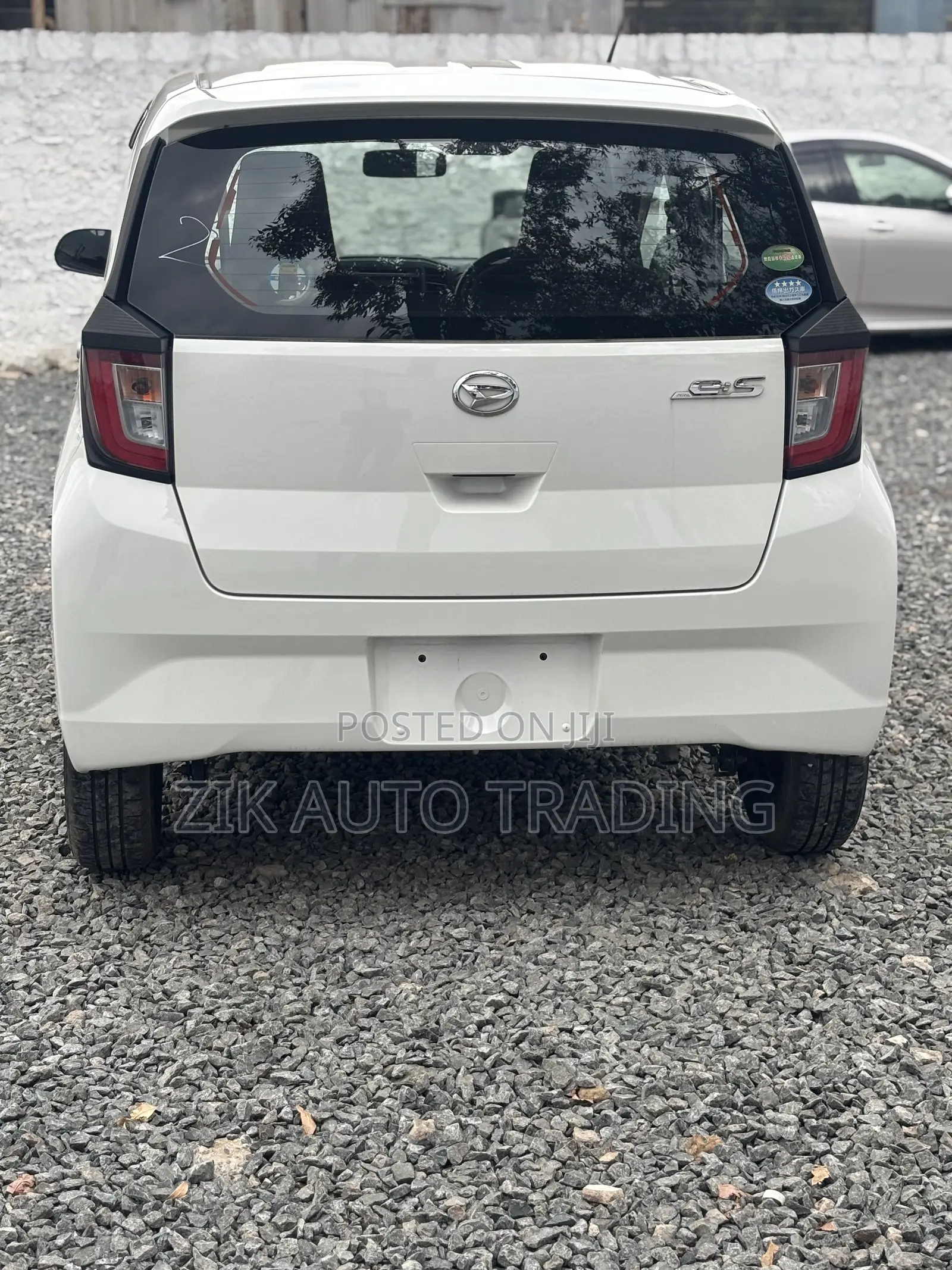 Daihatsu Mira 2018 White