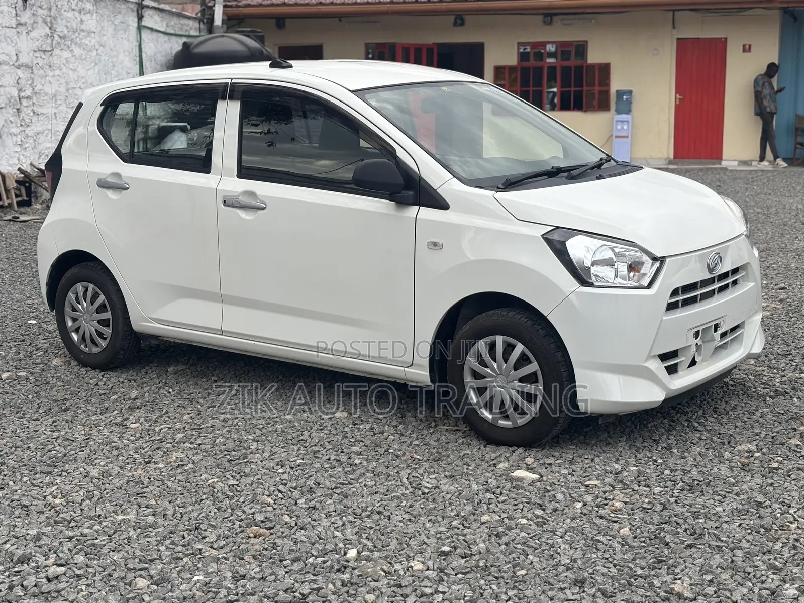 Daihatsu Mira 2018 White