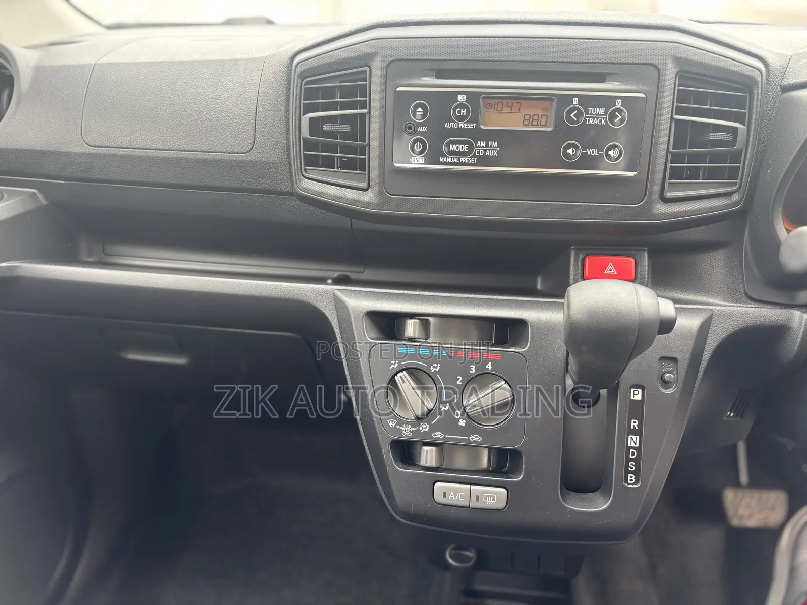 Daihatsu Mira 2018 White