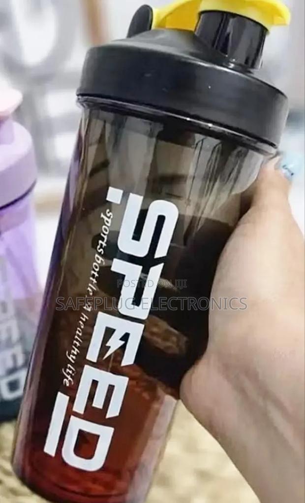Speed - 600ml Protein Shaker Leakproof Travel Water Bottle