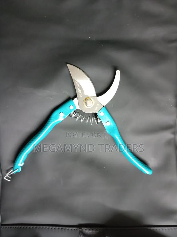 Chicken Shear / Poultry Shear / Makasi Ya Kuku
