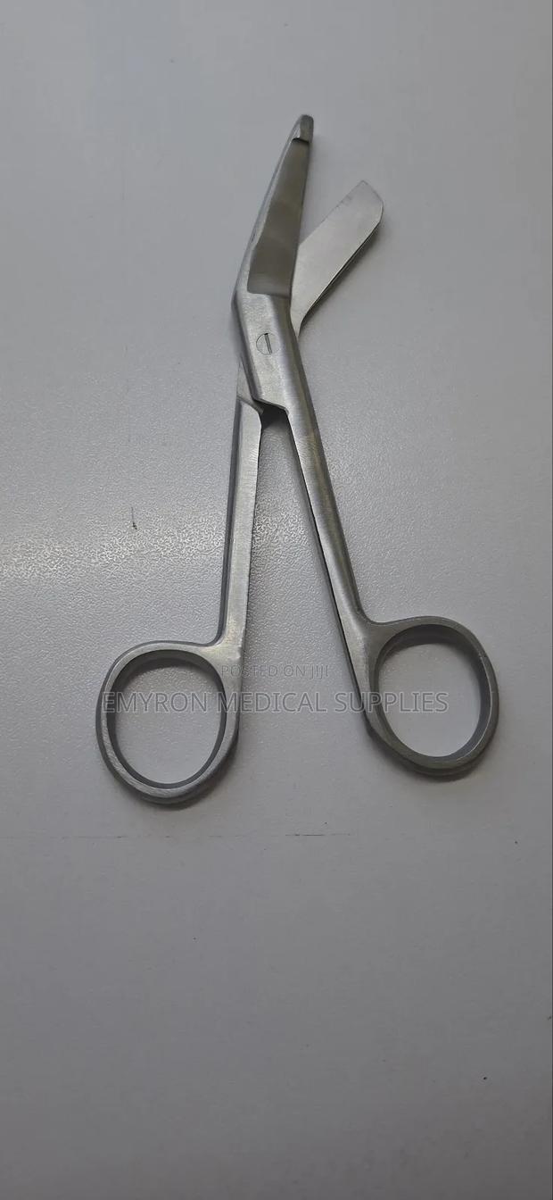 Metallic Trauma Shears - main view