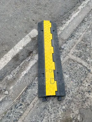 Two Channel Rubber Cable Protector/Cable Amor