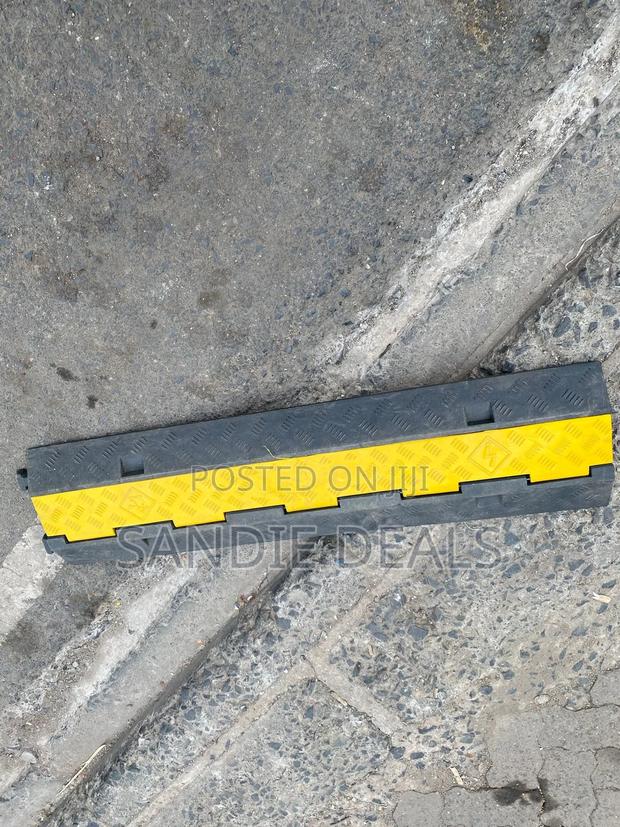 Two Channel Rubber Cable Protector/Cable Amor - thumbnail 3