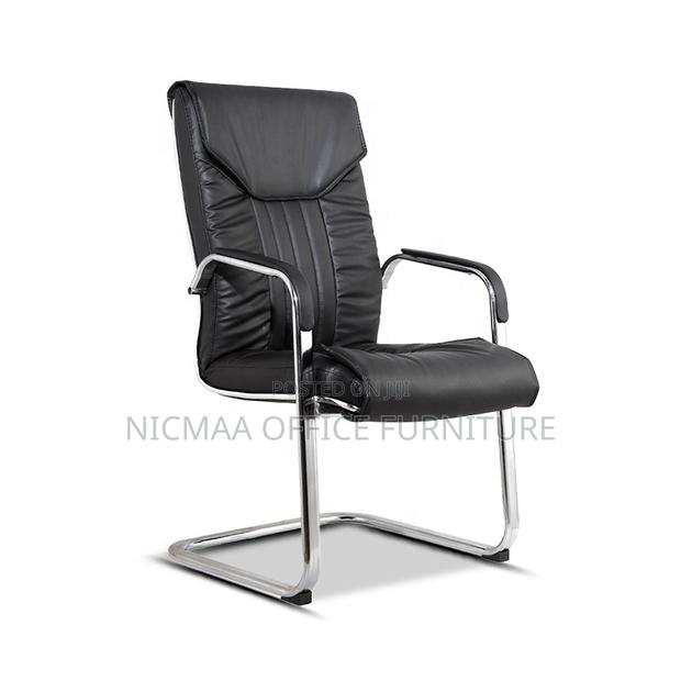 Sleek Comfort Modern Style Visitor Seat