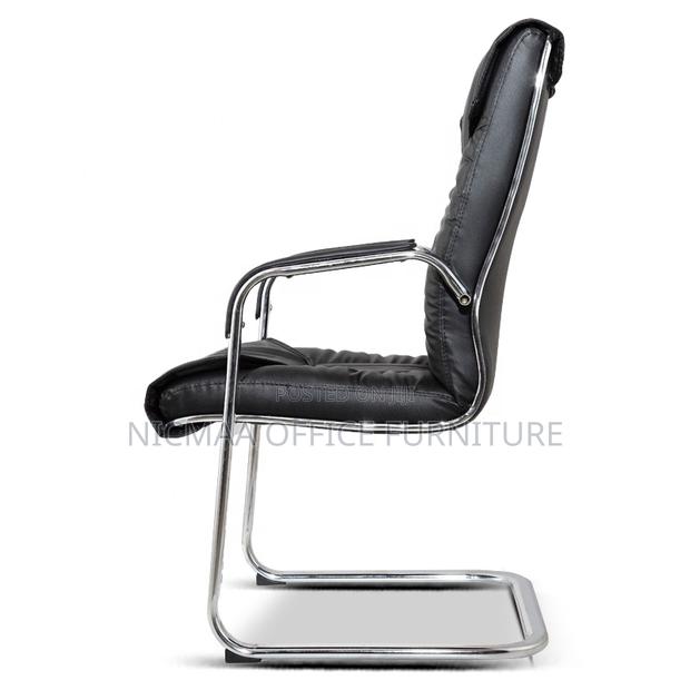 Sleek Comfort Modern Style Visitor Seat - thumbnail 3