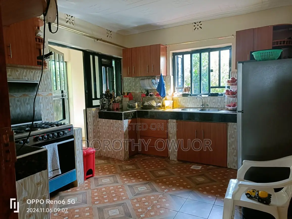 3bdrm Bungalow in Korando for sale
