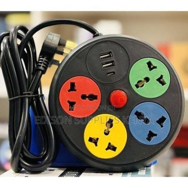 Black Extension Cables 4 Way Socket 2 Usb 1 Type C Round Power Strip