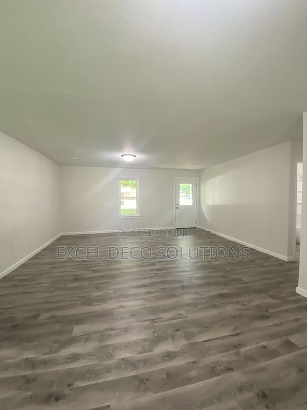 Laminate Floor Boards – 8mm 12mm Strong Finish