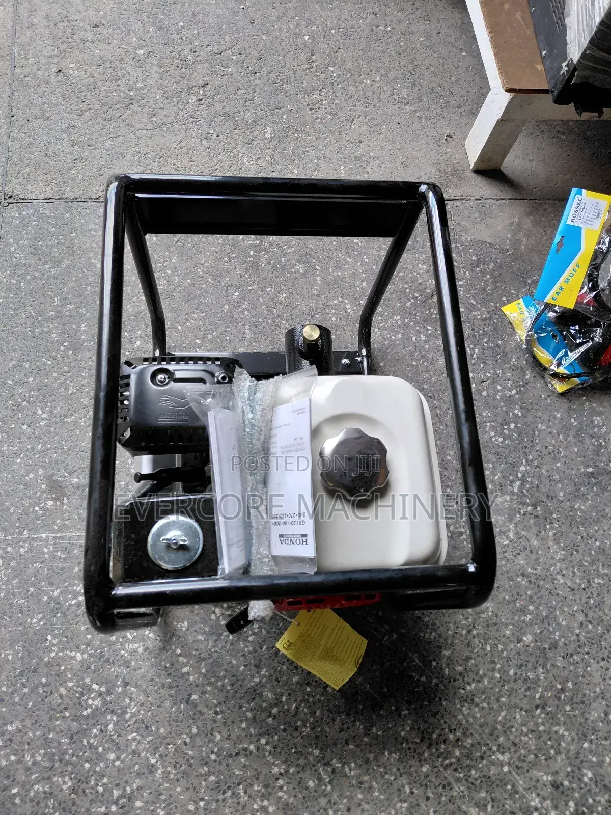 Heavy Duty Honda Vibrator With 45mm Poker Shaft.