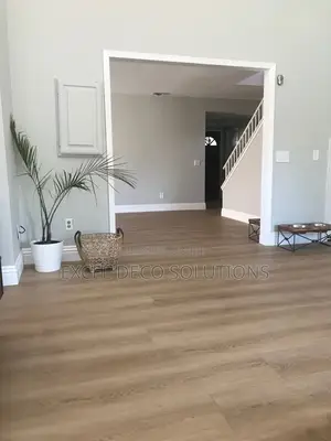 Elegant Laminate Floor Boards – 8mm 12mm Wood Finish