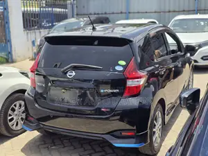 Nissan Note 2018 Black